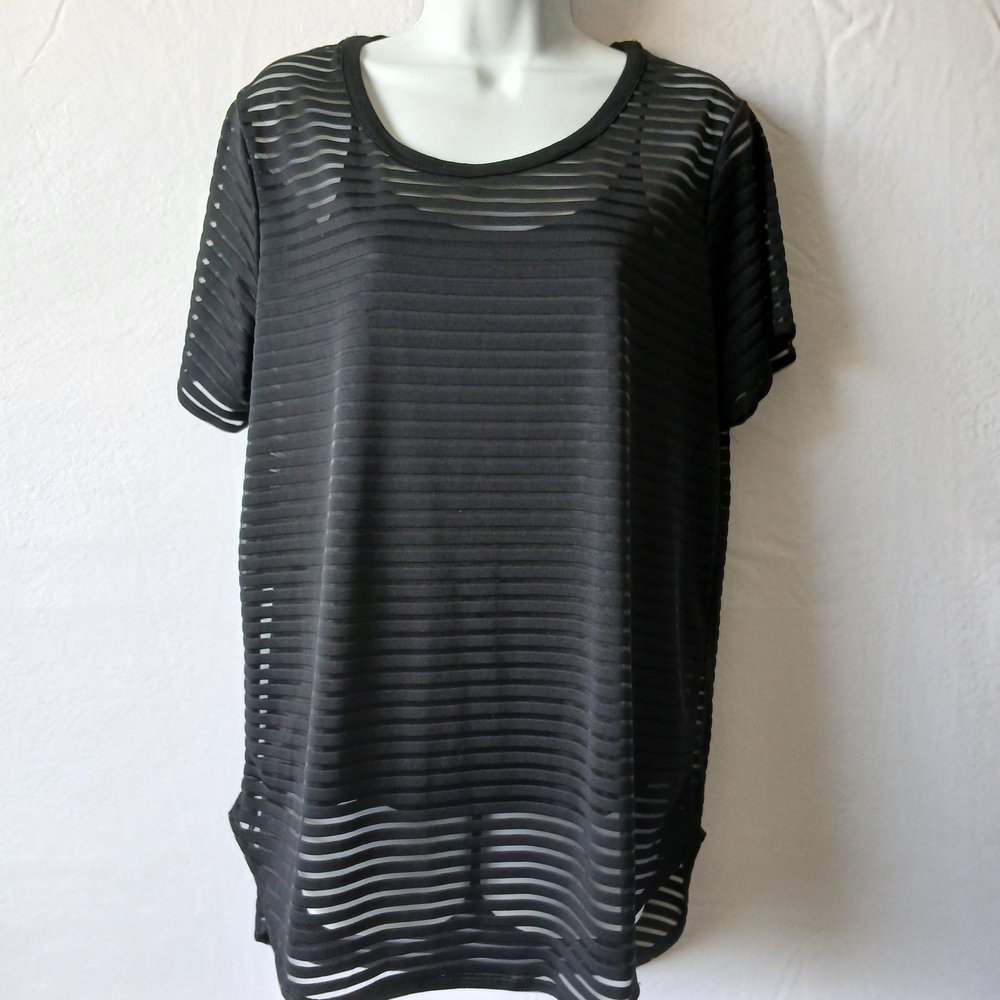 Vince Camuto Black Textured Top‎ Sheer Stripes Sz L  Casual Whimsy Dressy Travel